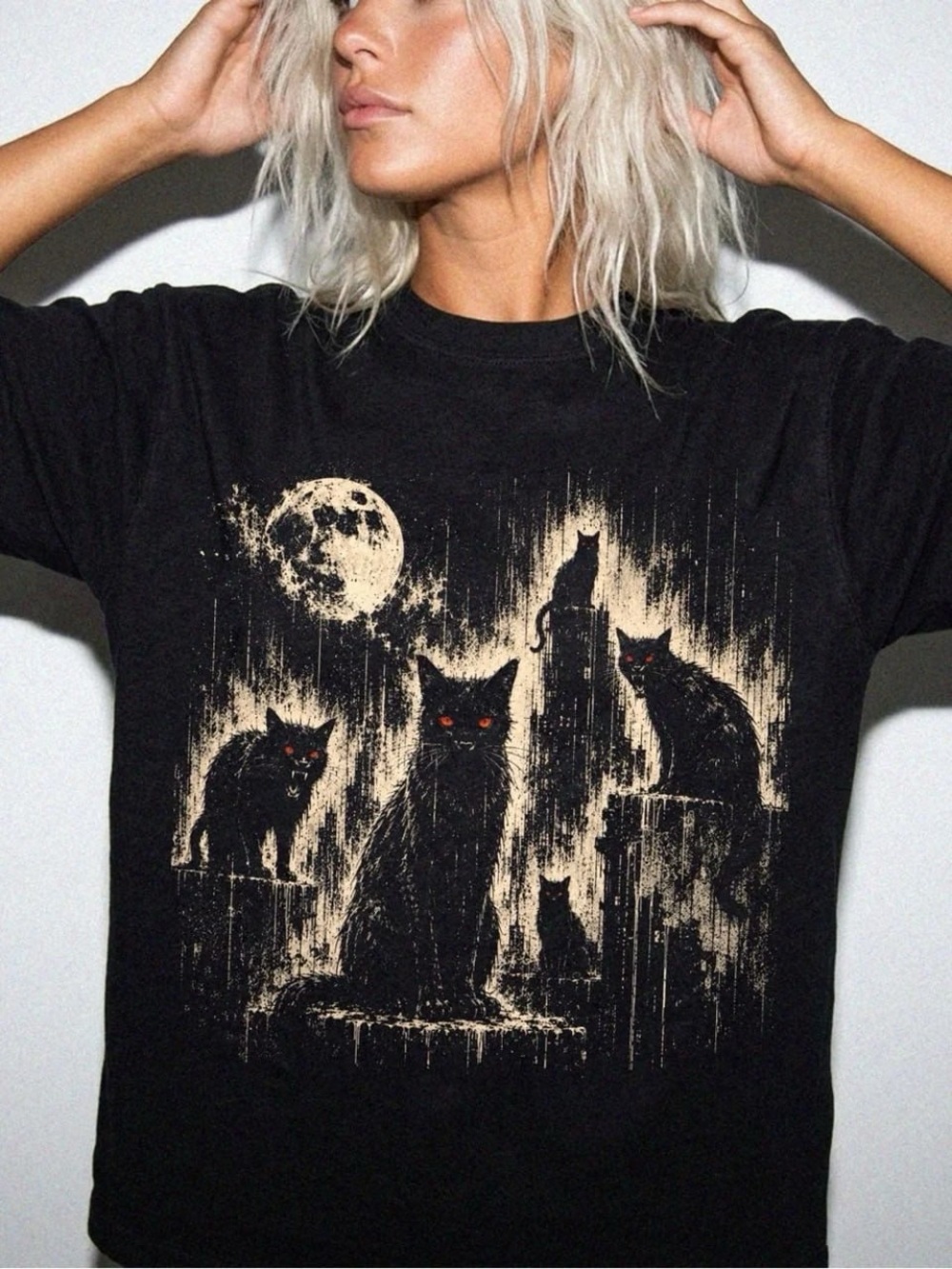 Comfort Colors Black Short-Sleeve Cat Graphic Tee with Cream Moon Art